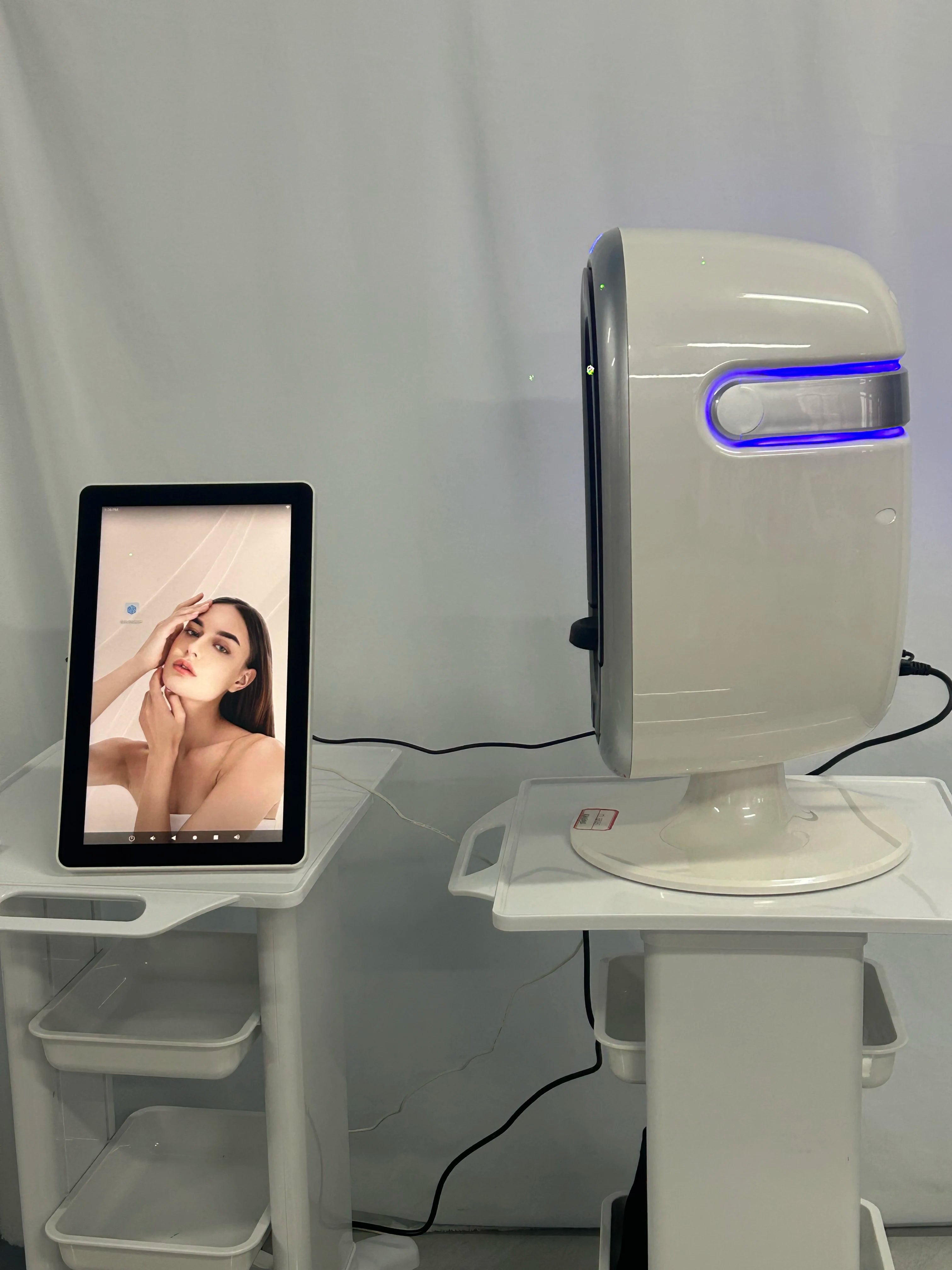 Facial Skin Analysis Machine 15.6inch 12 Million PX Dual Hd Camera AI Technology Three Light To Analyzei Precise Analysis Result